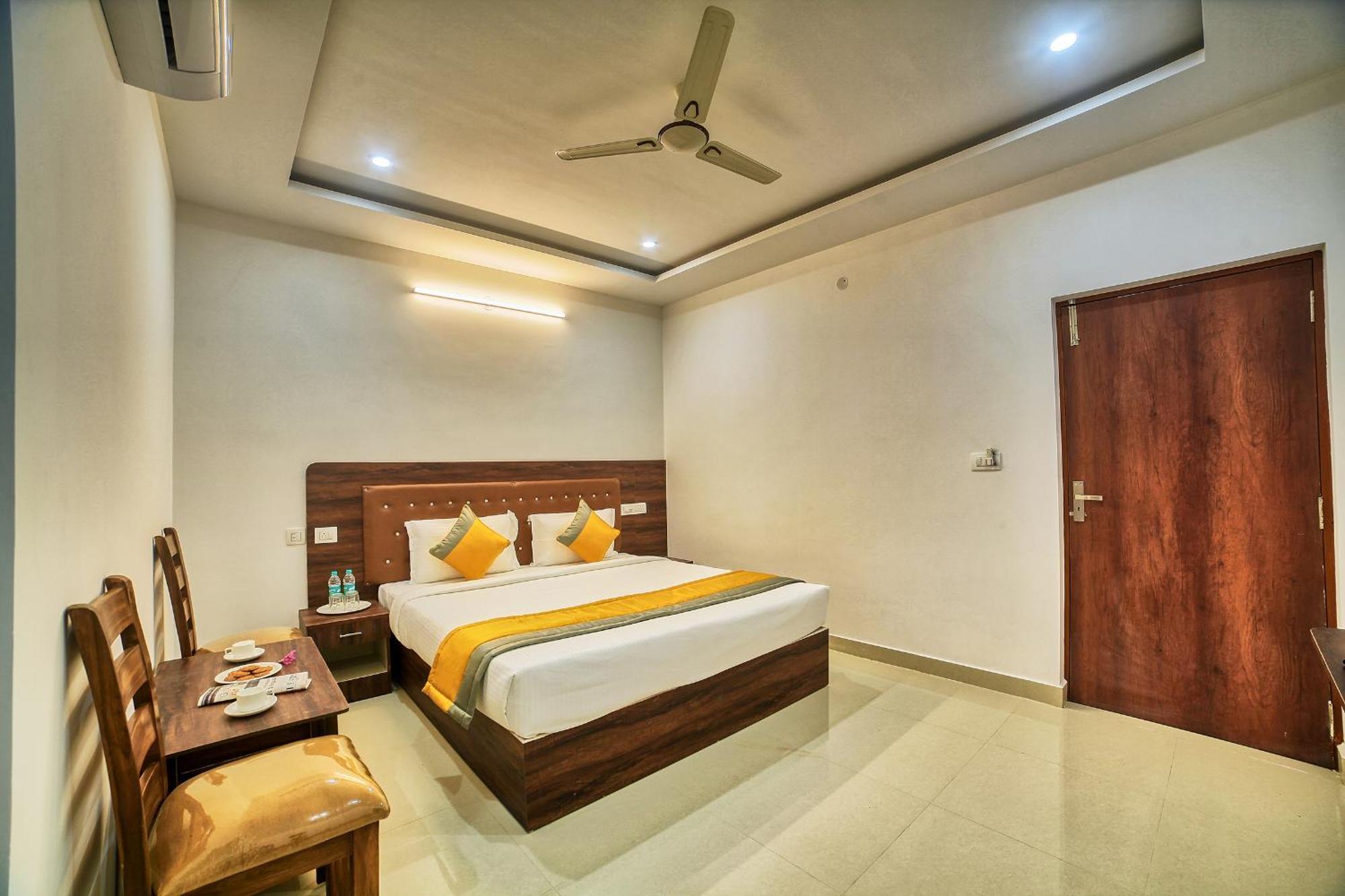 Visa Inn Hotel 4Kms From Airport L Free Airport Pickup & Drop 24X7 Devanahalli Eksteriør billede